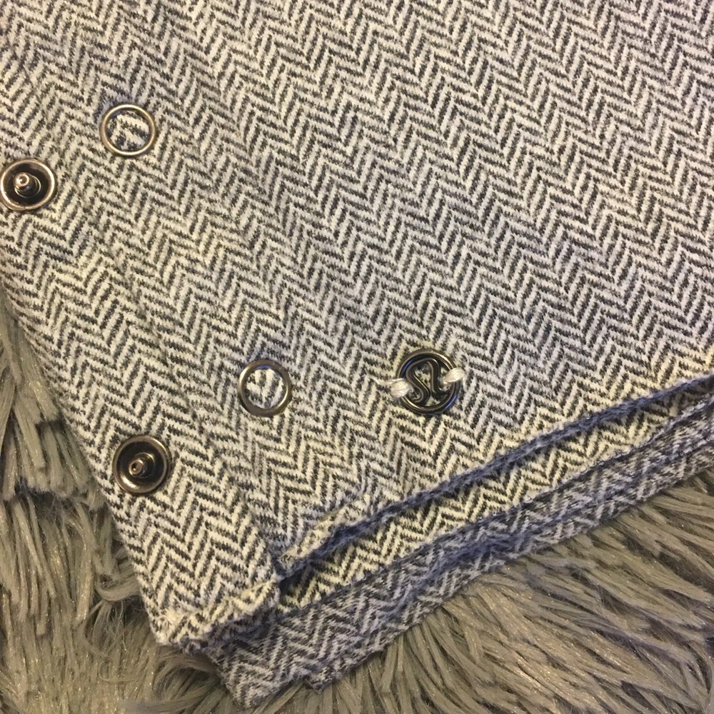 *SOLD* Lululemon Ghost Herringbone Vinyasa - Picture 1 of 3